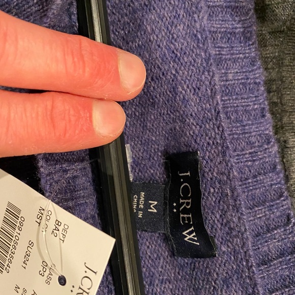 J Crew Men’s Crew Neck Sweater. NWT - Picture 4 of 5